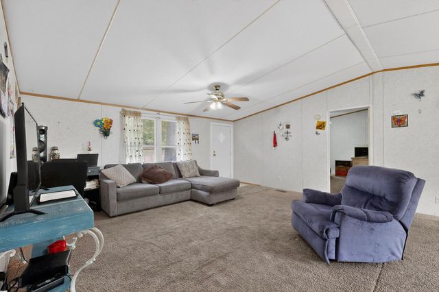 101 Garner Drive, Mabank, TX 75156