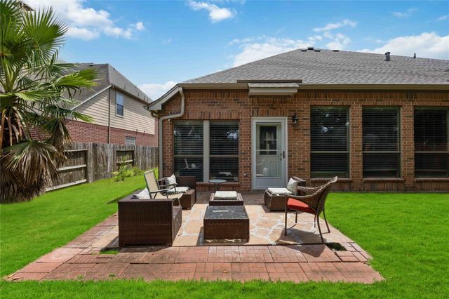 2712 Green Mountain Drive, Pearland, TX 77584