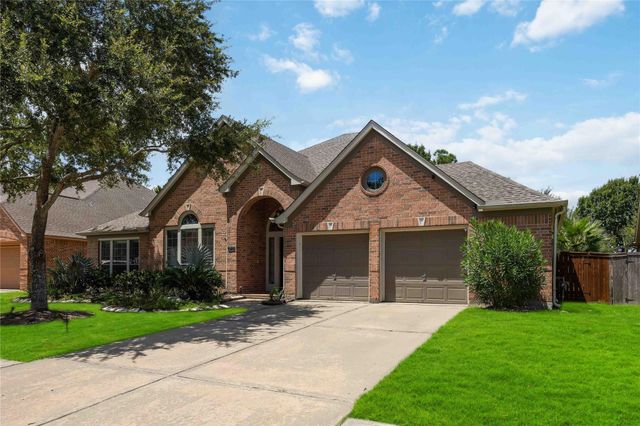 2712 Green Mountain Drive, Pearland, TX 77584
