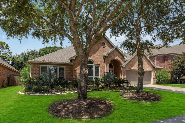 2712 Green Mountain Drive, Pearland, TX 77584