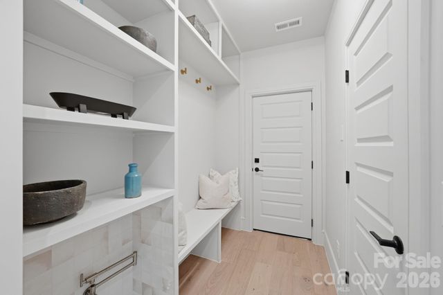 1404 Downs Avenue, Charlotte, NC 28205