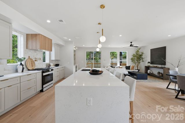 1404 Downs Avenue, Charlotte, NC 28205