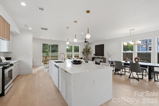 1404 Downs Avenue, Charlotte, NC 28205