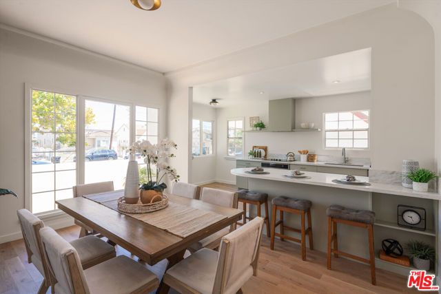 1826 W 78th Street, Los Angeles, CA 90047