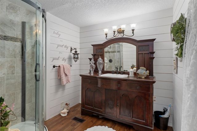 8197 FIESTA STREET, Brooksville, FL 34613