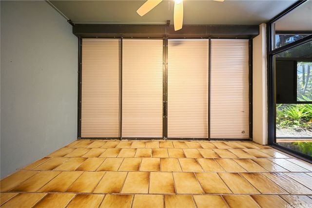 1030 Aoloa Place 5105B, Kailua, HI 96734