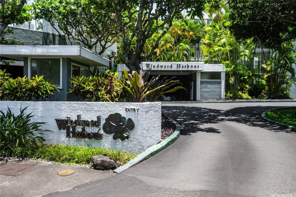1030 Aoloa Place 5105B, Kailua, HI 96734