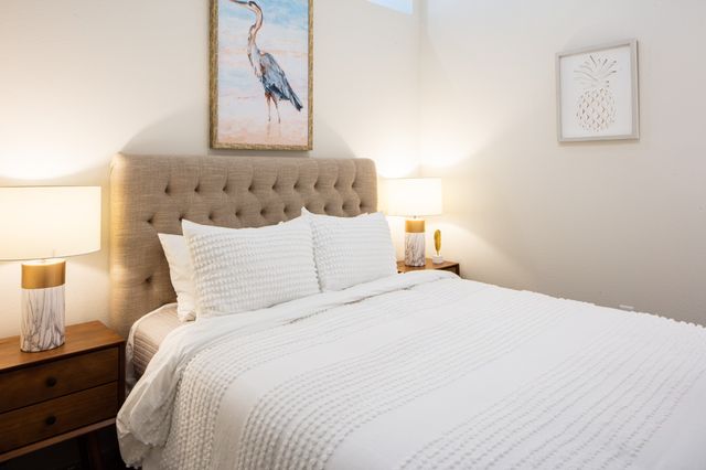 830 N Zang Boulevard 1105, Dallas, TX 75208