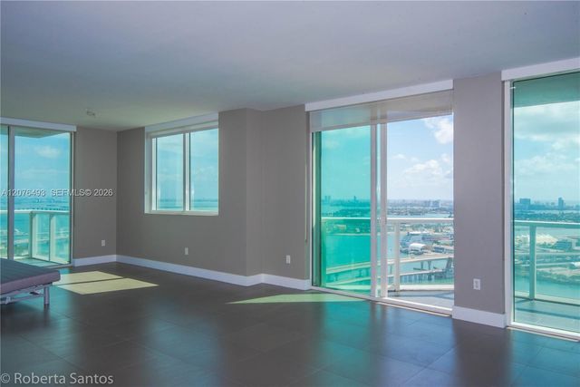 244 Biscayne Boulevard 3802, Miami, FL 33132