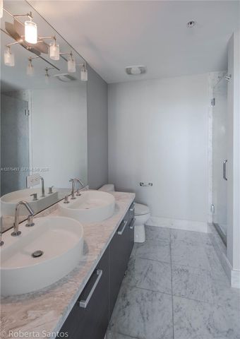 244 Biscayne Boulevard 3802, Miami, FL 33132