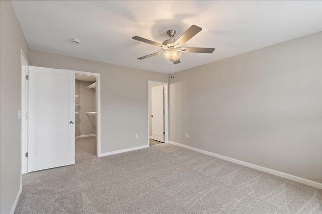 564 Foxhill Drive, 12-102, Crescent Springs, KY 41017