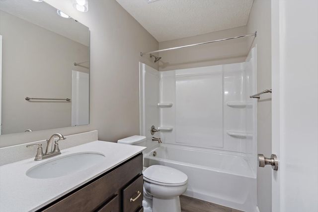 564 Foxhill Drive, 12-102, Crescent Springs, KY 41017