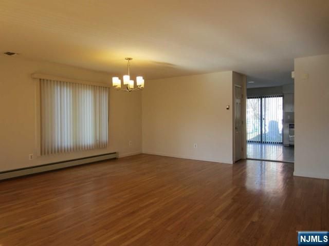 2217 B Mackay B, Fort Lee, NJ 07024
