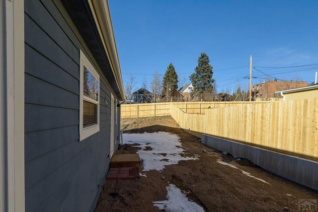 525 Carr Ave, Cripple Creek, CO 80813