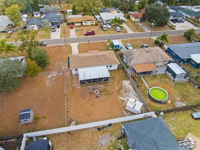 812 W 124TH AVENUE, Tampa, FL 33612