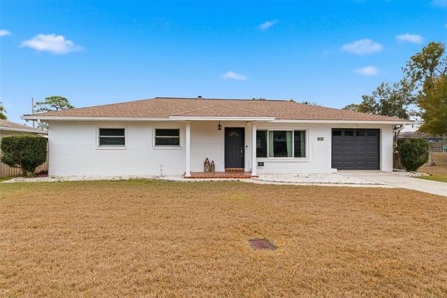 812 W 124TH AVENUE, Tampa, FL 33612