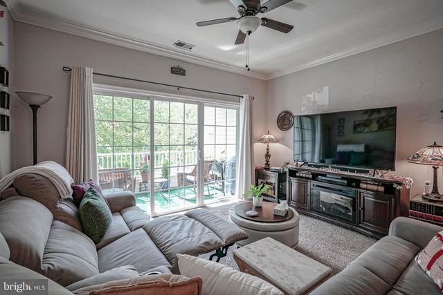 86 PELICAN PL, West Deptford, NJ 08086