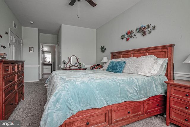 86 PELICAN PL, West Deptford, NJ 08086