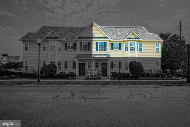 86 PELICAN PL, West Deptford, NJ 08086