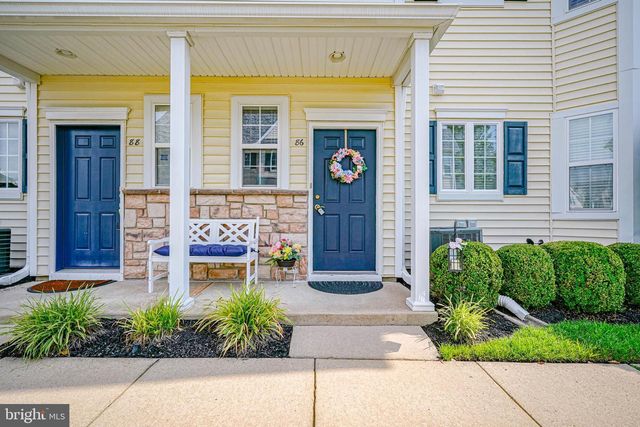 86 PELICAN PL, West Deptford, NJ 08086