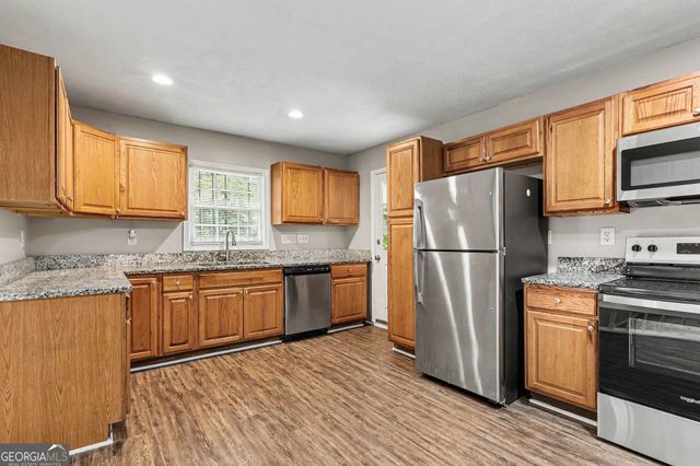 3348 Goldenchain Drive, Lithonia, GA 30038