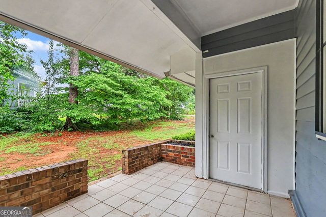 3348 Goldenchain Drive, Lithonia, GA 30038