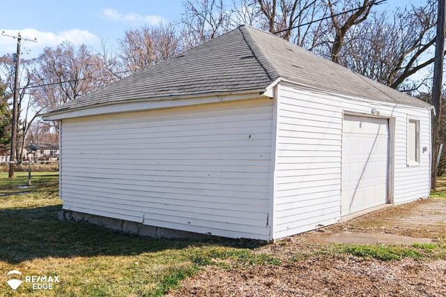 4044 N Genesee Road, Genesee, MI 48506