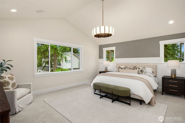 816 165th Avenue NE, Bellevue, WA 98008