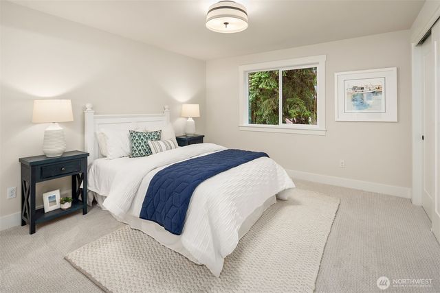 816 165th Avenue NE, Bellevue, WA 98008