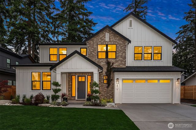 816 165th Avenue NE, Bellevue, WA 98008