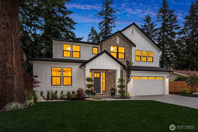 816 165th Avenue NE, Bellevue, WA 98008