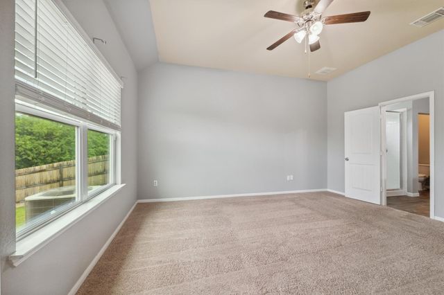 1008 Comal RUN, Hutto, TX 78634