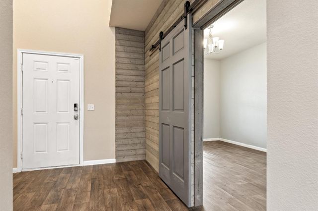 1008 Comal RUN, Hutto, TX 78634