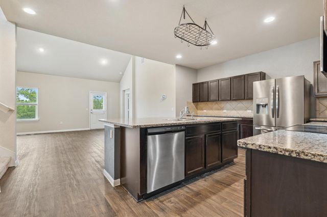 1008 Comal RUN, Hutto, TX 78634