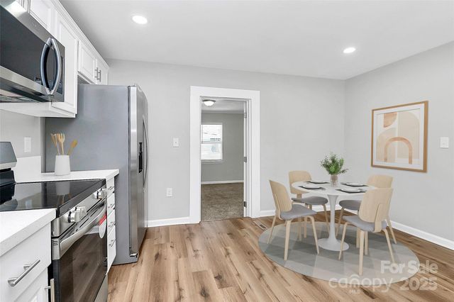 1015 W 4th Avenue, Gastonia, NC 28052