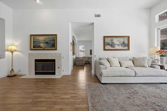 133 Vista Royale, Palm Desert, CA 92260