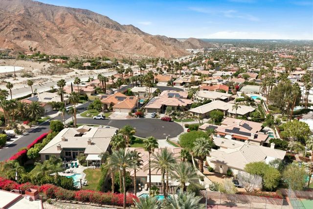 133 Vista Royale, Palm Desert, CA 92260