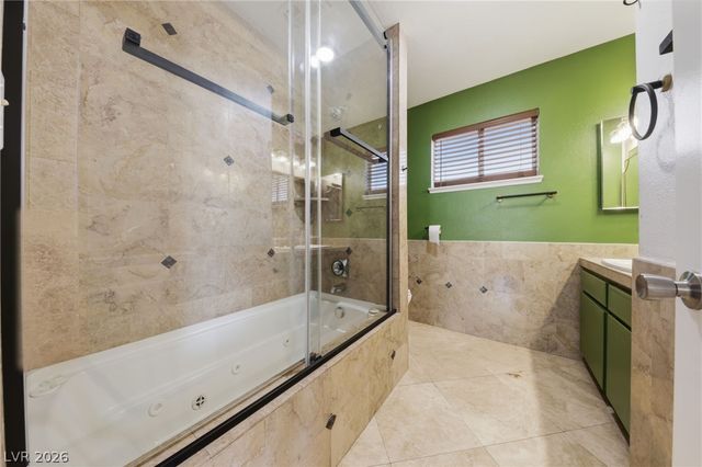 6811 Soldela Drive, Las Vegas, NV 89156