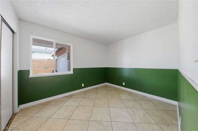 6811 Soldela Drive, Las Vegas, NV 89156