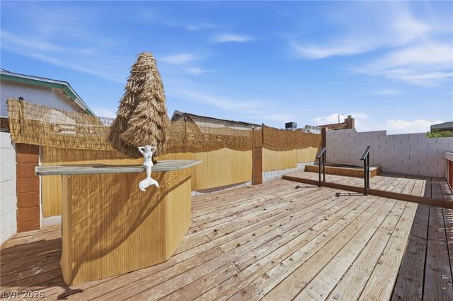 6811 Soldela Drive, Las Vegas, NV 89156