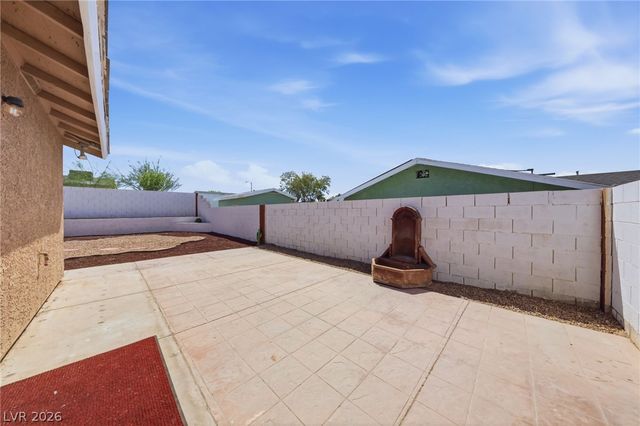 6811 Soldela Drive, Las Vegas, NV 89156