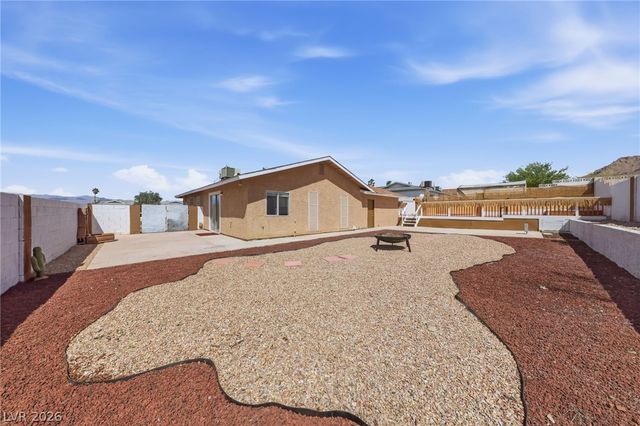 6811 Soldela Drive, Las Vegas, NV 89156