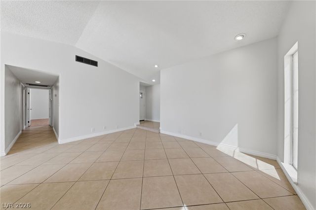 6811 Soldela Drive, Las Vegas, NV 89156