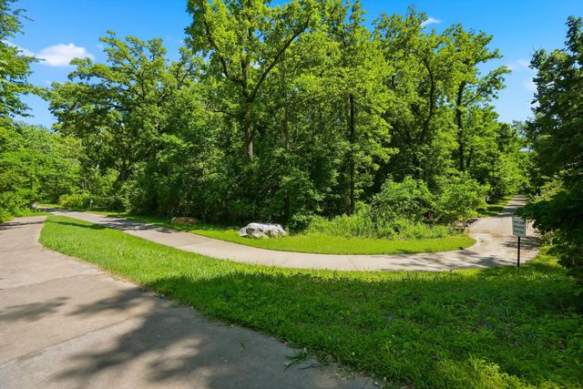 408 CEDAR LN, Columbia, MO 65201