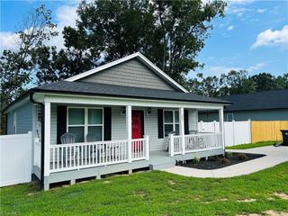 207 Bethlehem Avenue, Thomasville, NC 27360