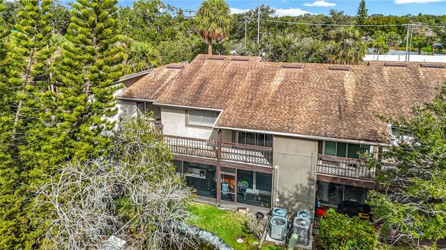 6344 NEWTOWN CIRCLE B2, Tampa, FL 33615