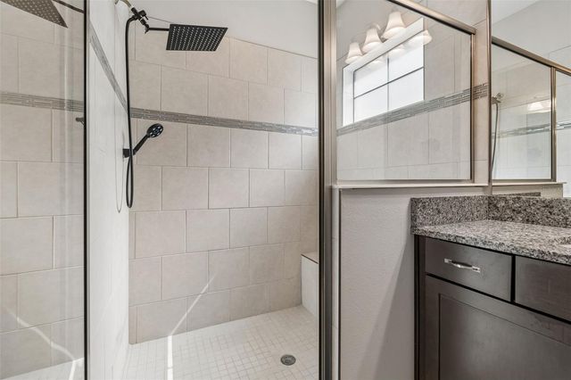 12453 HORSESHOE BEND DRIVE, Lithia, FL 33547