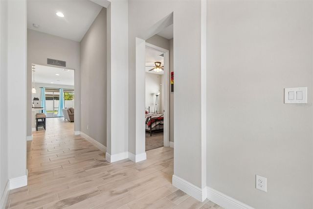 12453 HORSESHOE BEND DRIVE, Lithia, FL 33547