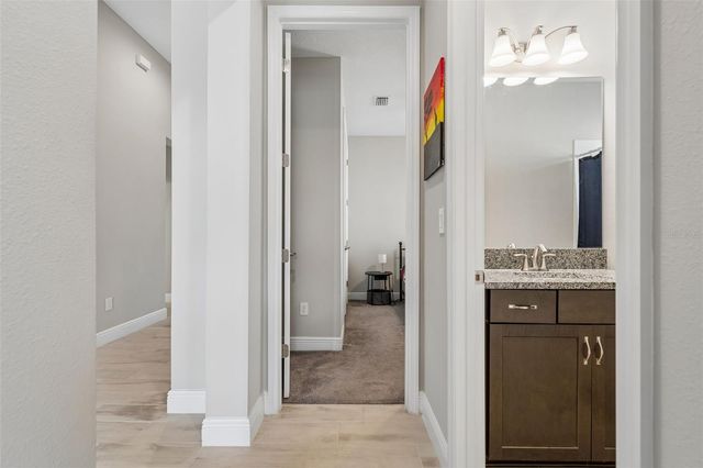 12453 HORSESHOE BEND DRIVE, Lithia, FL 33547