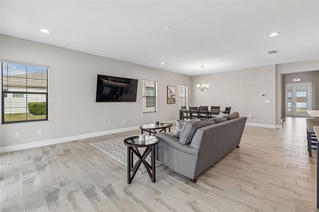 12453 HORSESHOE BEND DRIVE, Lithia, FL 33547